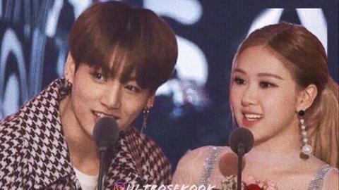 恋爱七年,从未谋面。他竟然为“厄运缠身”的女友倾尽所有……