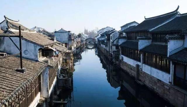 扬科维奇：调整首发是出于体能考虑，下半场让体能充足球员上场